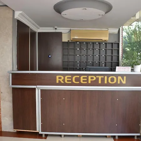 Aparthotel Bahceli Family